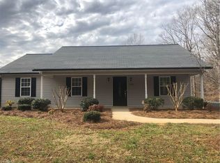 2263 Old County Farm Rd, Sophia, NC 27350