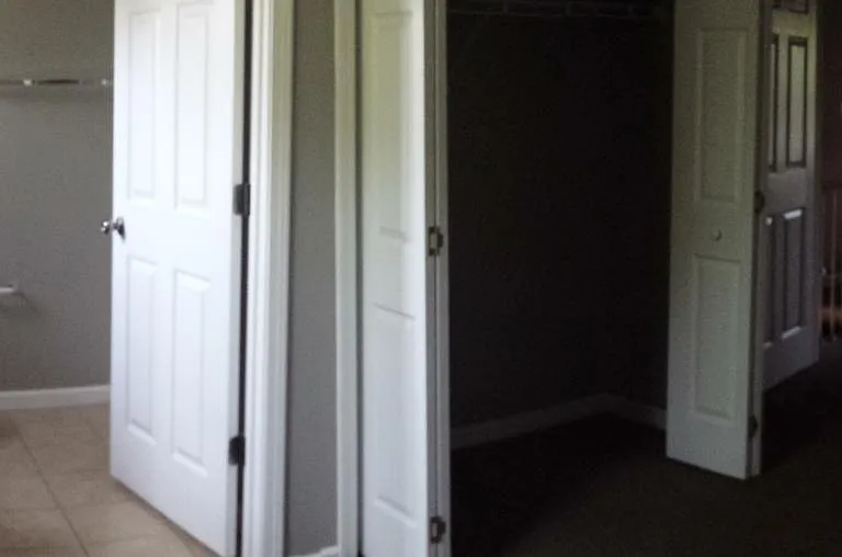 719 Liberty St — Photo 16