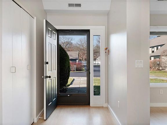 5th image of 3 Martingale Ln