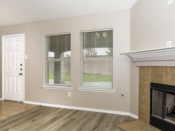 4th image of 7407 Blossommist Ln