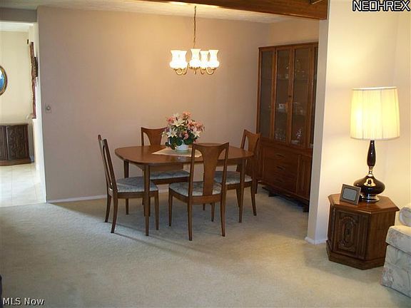 4th image of 7417 Essex Dr