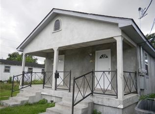 2422 Feliciana St, New Orleans, LA 70117