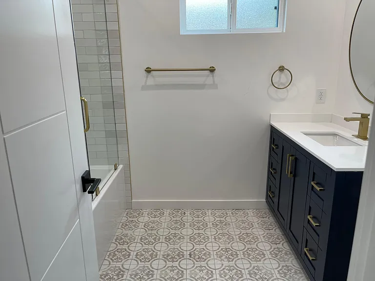4635 Kraft Ave — Photo 36