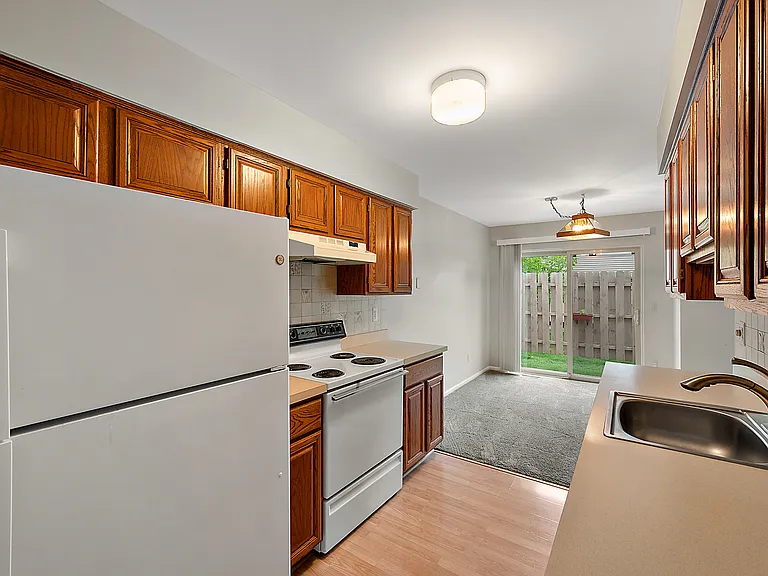 44558 Connecticut Ct — Photo 25