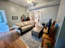 1879 W 47th St, Cleveland, OH