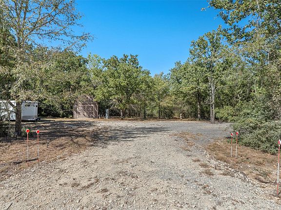 4th image of 19597 Staceys Landing Rd