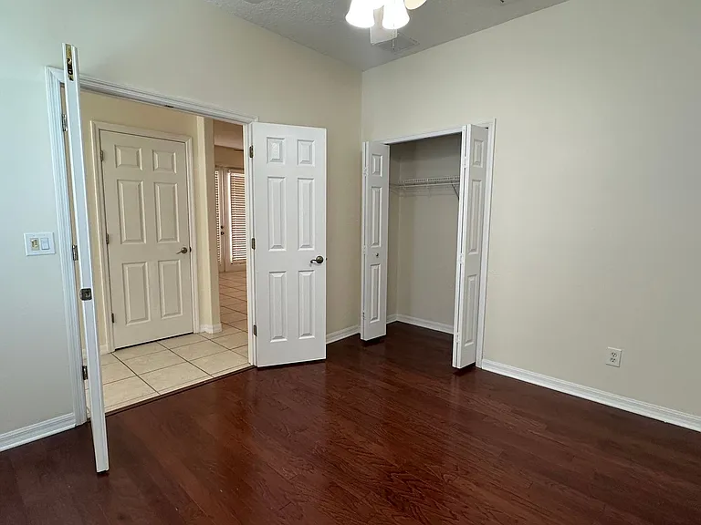 1653 Cherry Ridge Dr — Photo 9