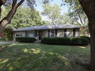 13321 7th St, Grandview, MO 64030