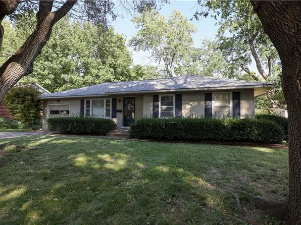 13321 7th St, Grandview, MO 64030