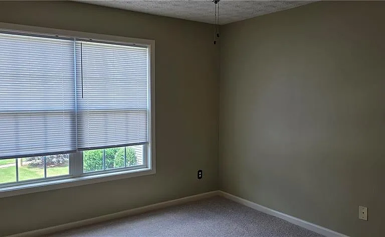 1399 Dulwich Ct — Photo 10