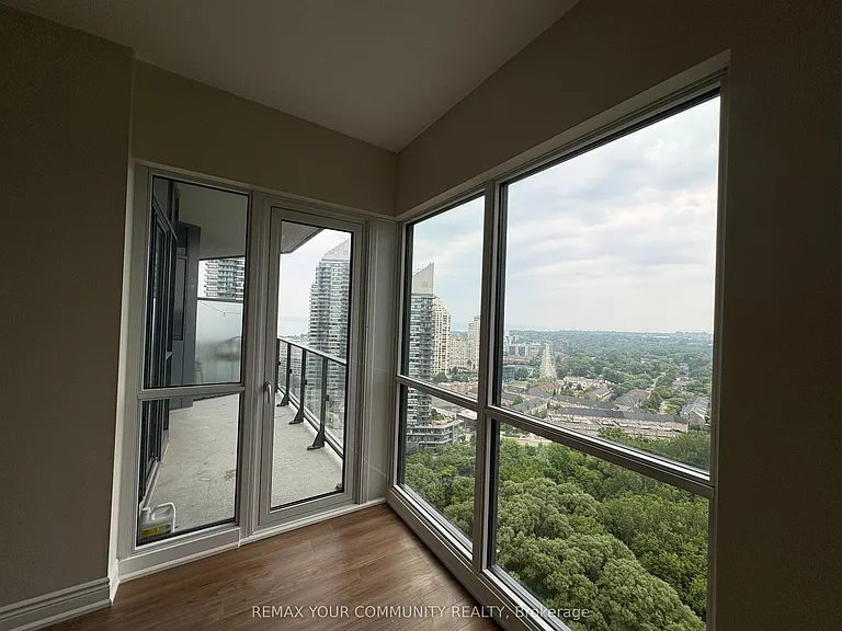 10 Park Lawn Rd #2404 — Photo 27