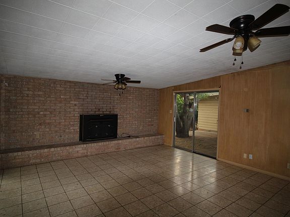 2nd image of 2218 Cedar Crest Dr
