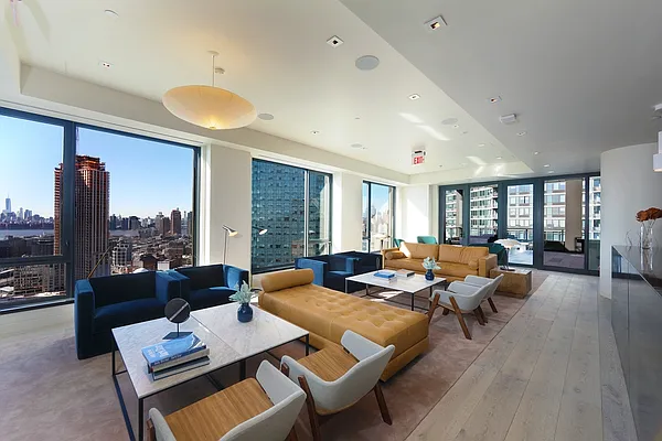 Rented by Greystar | media 11