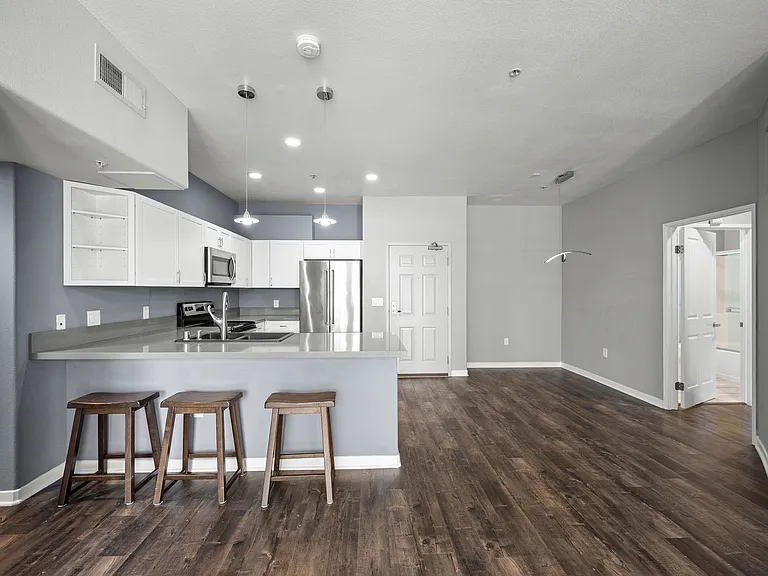 1501 Front St #633 — Photo 9