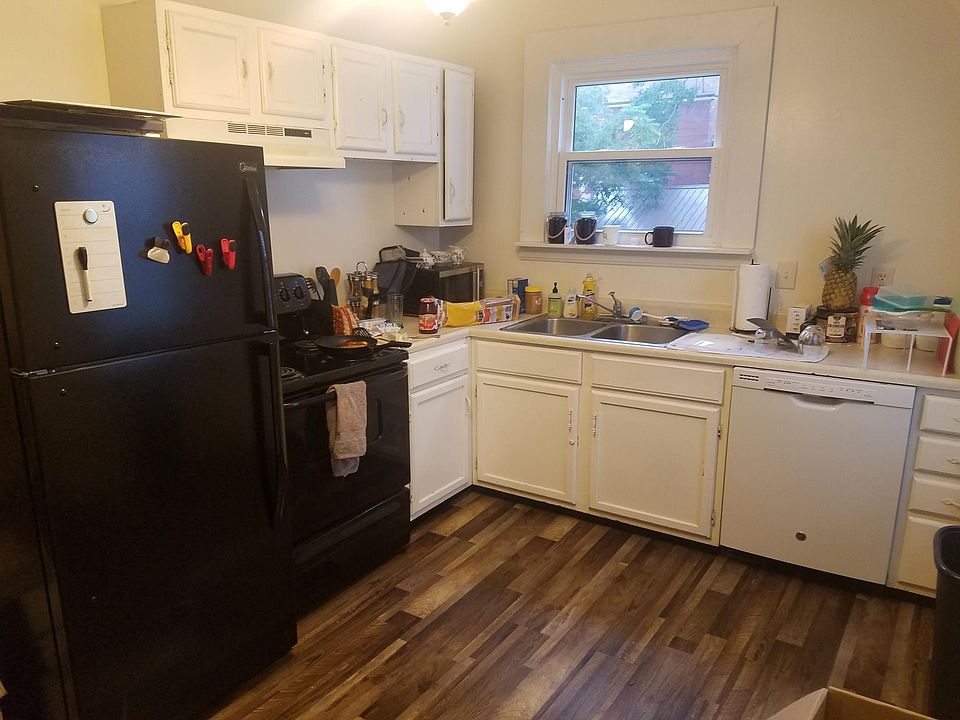 1st image of 306 Warner St #1
