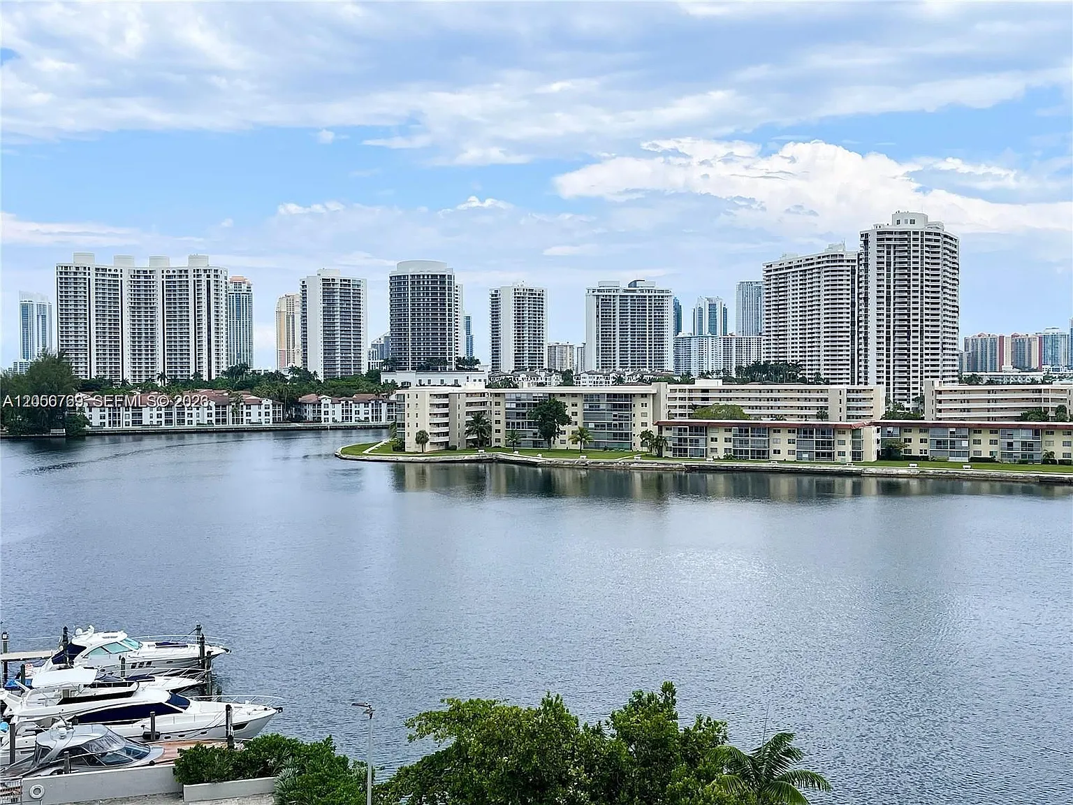 Del Prado Marina — Photo 1