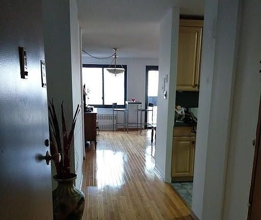 3rd image of 80 Gold St #24L