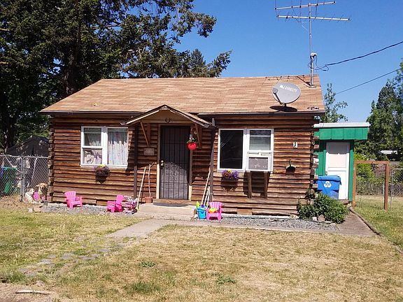 2nd image of 31-35 N Shasta Ave