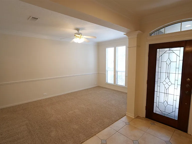 22719 Sierra Lake Ct — Photo 4