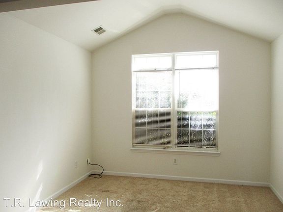 3rd image of 7814 Belchester Cres