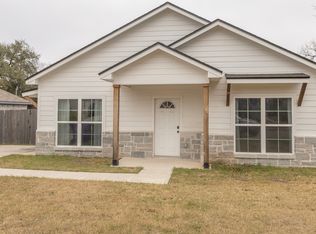 917 N 16th St, Waco, TX 76707