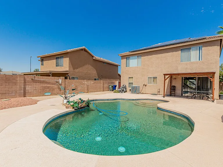 12823 W Ash St — Photo 30