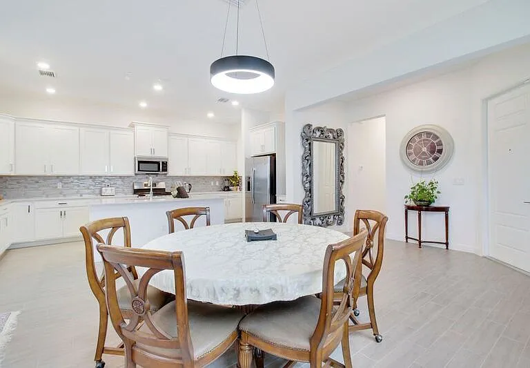 8914 Kingsmoor Way — Photo 10