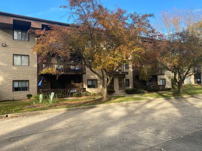 1105 E Division St APT 1B, Lockport, IL, 60441