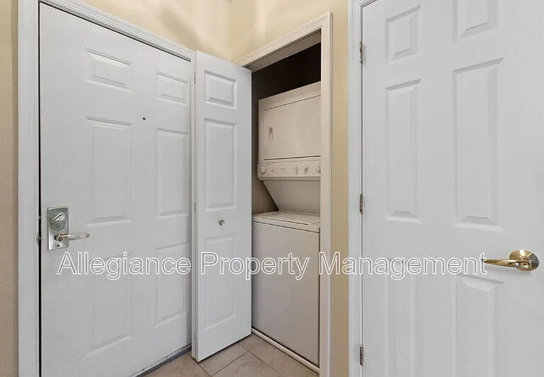 4551 Strutfield Ln #4231 — Photo 8