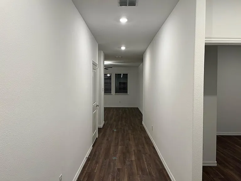 5628 Elwood Dr — Photo 21