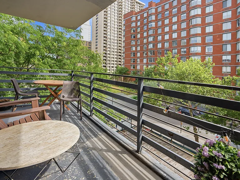 784 Columbus Ave #4D — Photo 10