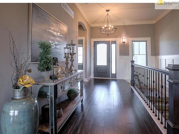 3rd image of 2409 SW River Spring Rd