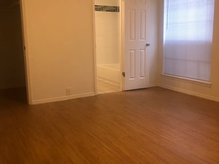 Heights on the Blvd Apts — Photo 26