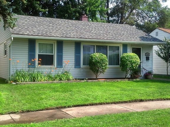 2nd image of 340 W Woodward Heights Blvd