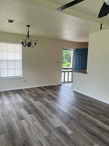 827 Algoa Friendswood Rd #4 Photo 1 827 Algoa Friendswood Rd #4 Photo 1