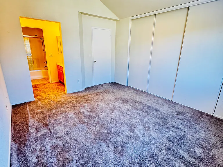 225 Tamarisk Cir — Photo 16
