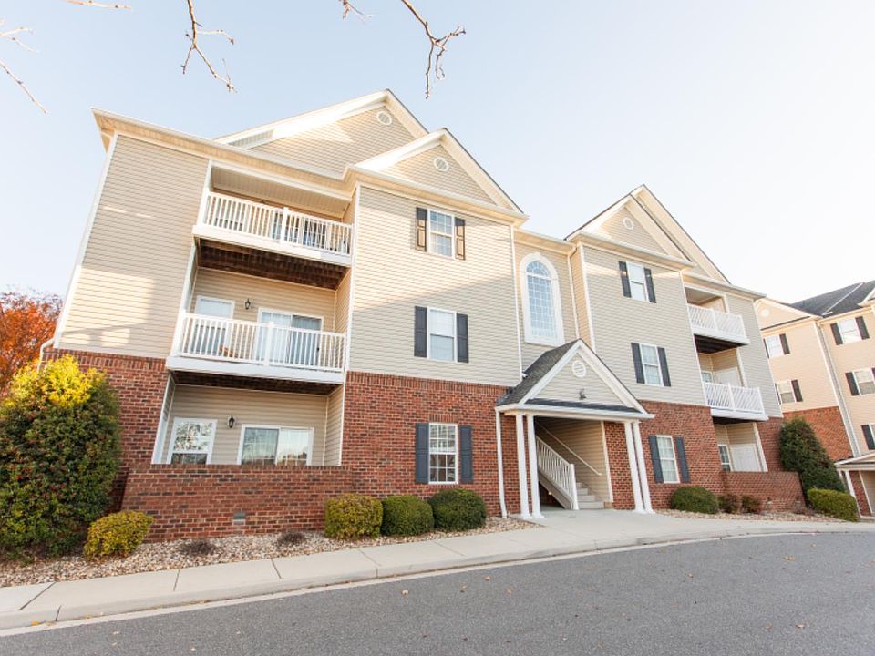 1st image of 206 Capstone Dr Unit 104
