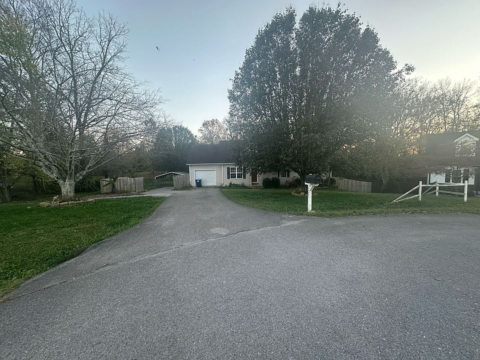 1st image of 107 Fulton Ct