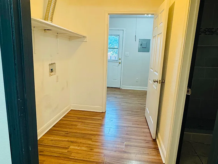 5206 Pond Lake Dr #2 — Photo 30