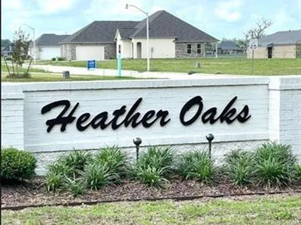 360 Sophia Dr, Luling, LA 70070
