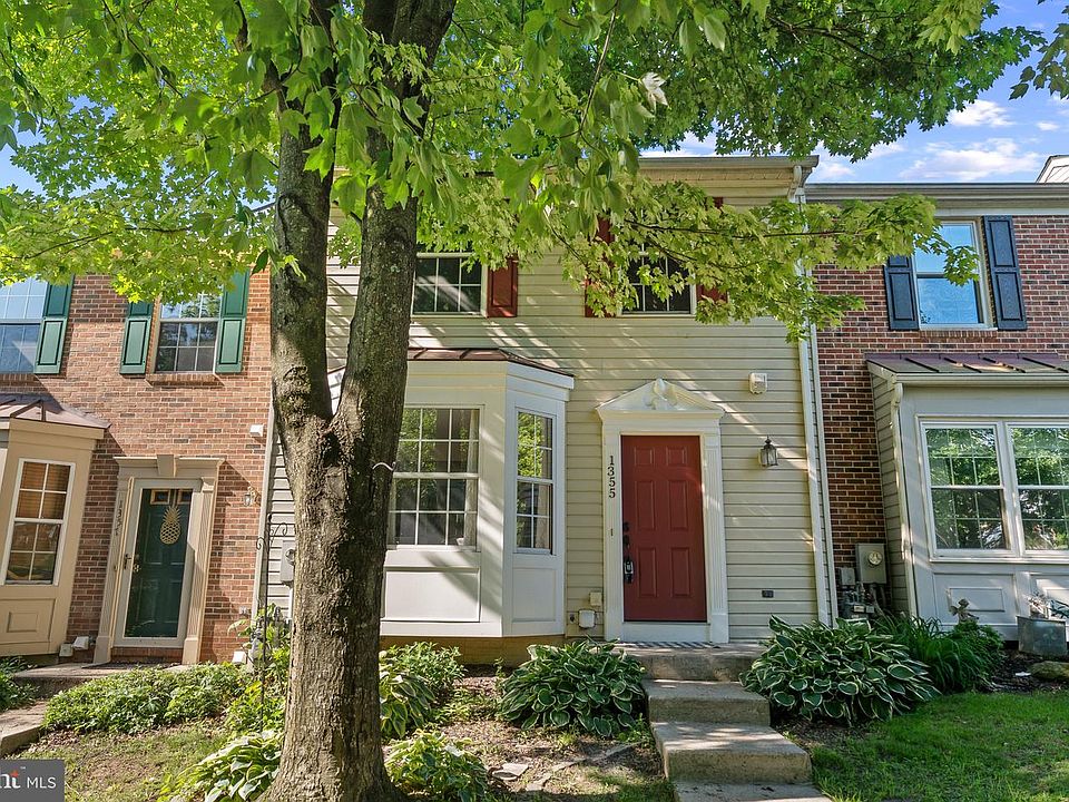 1st image of 1355 Walkabout Ct #40