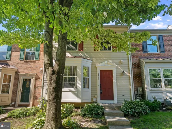 1355 Walkabout Ct #40, Eldersburg, MD 21784