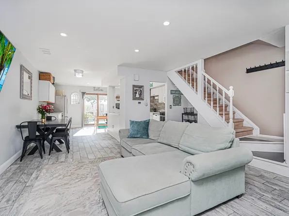32 Gervil Street image 3 of 28