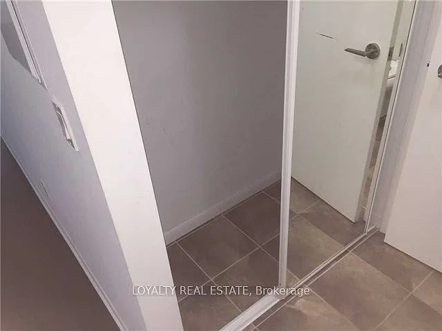 209 Fort York Blvd #768 — Photo 3