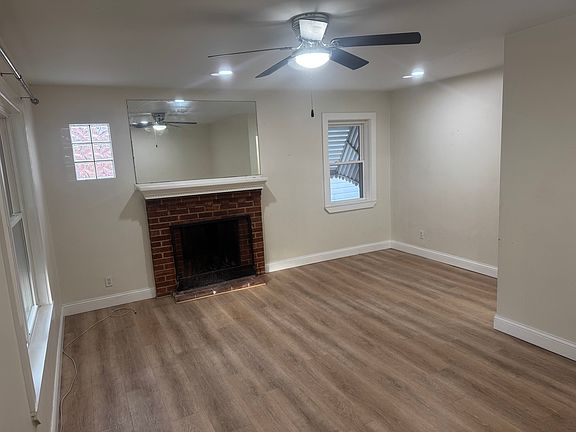 3rd image of 1114 Sturgis Dr