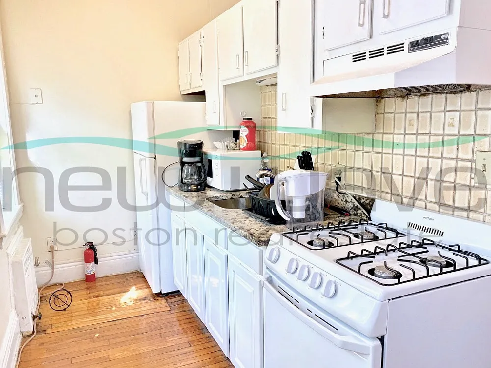 1 bed, 500 sqft, $2,650 — Photo 2