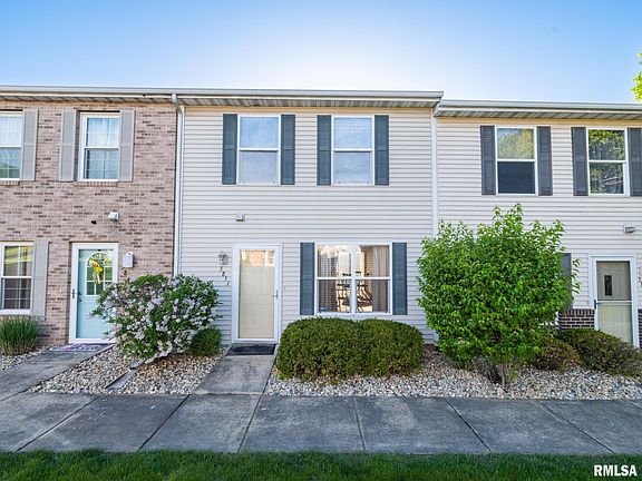 4th image of 3851 W Palmyra Ct