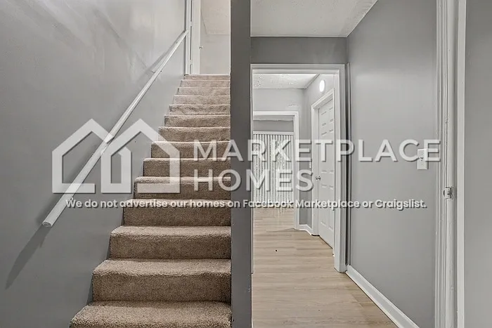 956 Windwood Ct — Photo 12