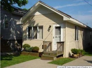 18 Cornish St, Staten Island, NY 10308