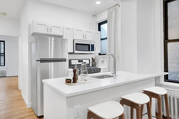 Rented by Freestone Property Group | media 21